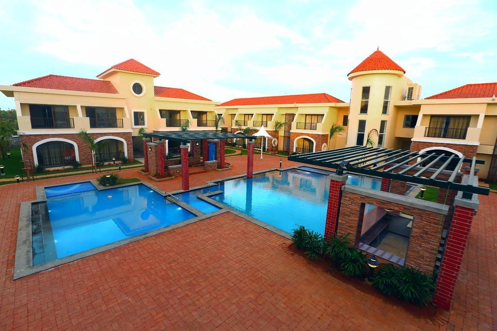 Grand Serenaa Hotel & Resorts, Auroville Exterior foto
